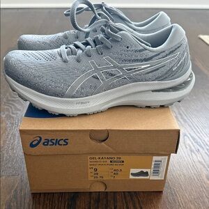 ASICS Gel Kayano 29 Womens Size 9 BRAND NEW